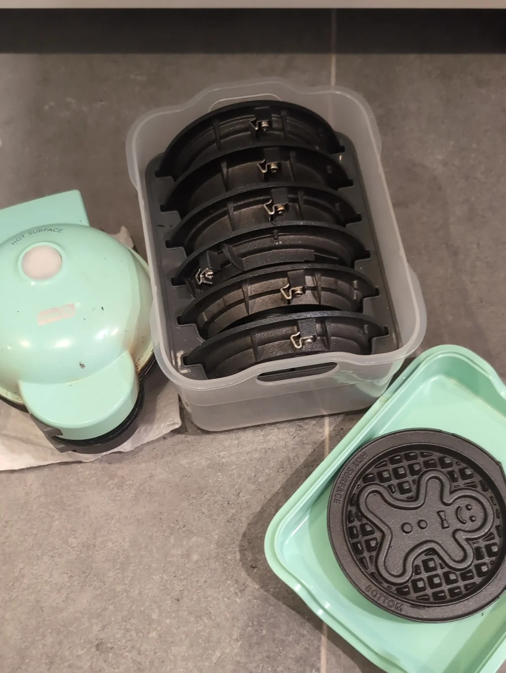 Dash Mini Waffle Maker - Mint Green